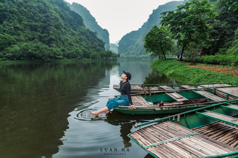 Ninh Binh 2D1N: Bai Dinh/Hoa Lu, Trang An, Mua Cave, Tam Coc Group Tour