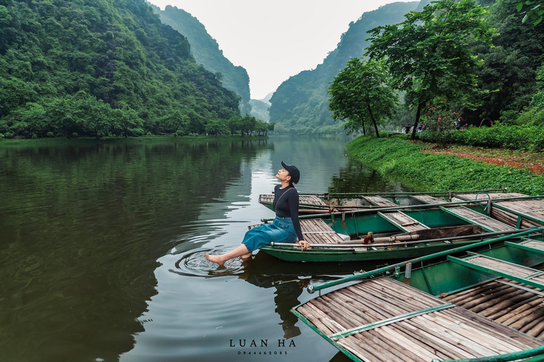 Ninh Binh 2D1N: Bai Dinh/Hoa Lu, Trang An, Mua Cave, Tam Coc Group Tour