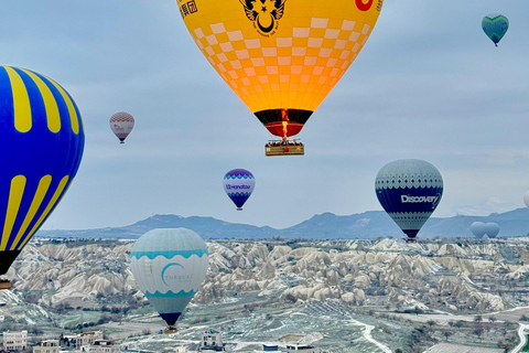 Cappadocia: Hot Air Balloon Proposal with Photos & Video 1-HOUR COMFORT FLIGHT IN A BASKET FOR 20 PEOPLE