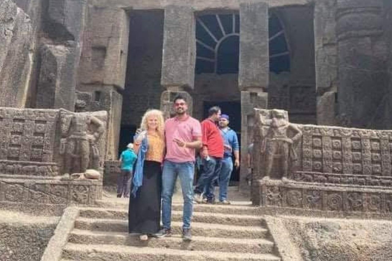Mumbai: Kanheri Caves, Pagoda & Gorai Beach Tour