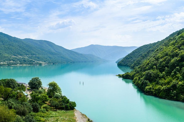 Tbilisi:DARIALI DAY TRIP KAZBEGI GUDAURI