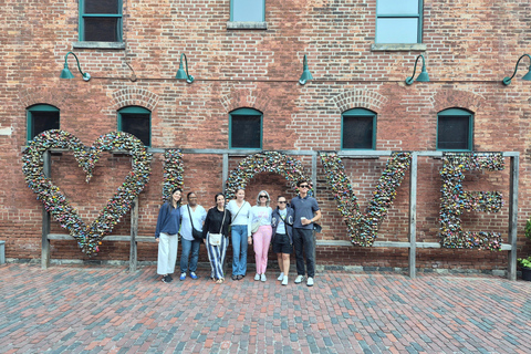 Toronto: Express - St. Lawrence Market+Distillery Food Tour