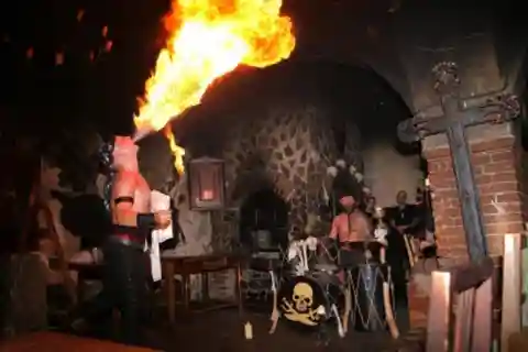 Prag: Burg Dětenice, Brauerei und mittelalterliche Fantasieshow