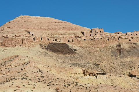 A day trip: Discover Tataouine,Chenini and Ksar Ghilene