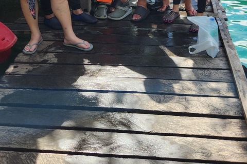 Coron: Super Ultimate Island Hopping Tour with Lunch