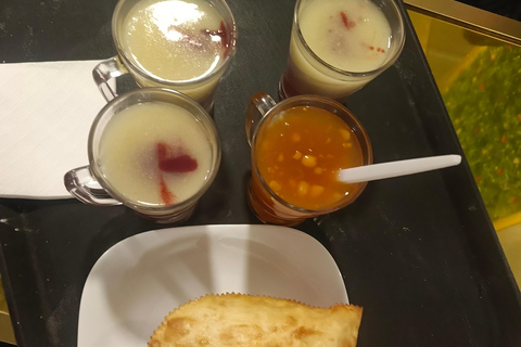 La Paz: Histórias da comida de rua e tour noturnoTour em grupo padrão – Grupo pequeno, experiência partilhada