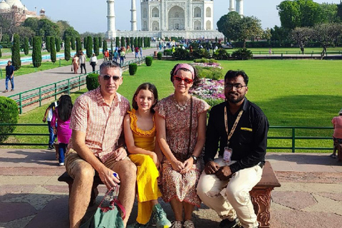 From Delhi: Taj Mahal, Agra Fort & Baby Taj Private Day Trip Only Tour Guide (No Car, Driver, Tickets, or Meals)