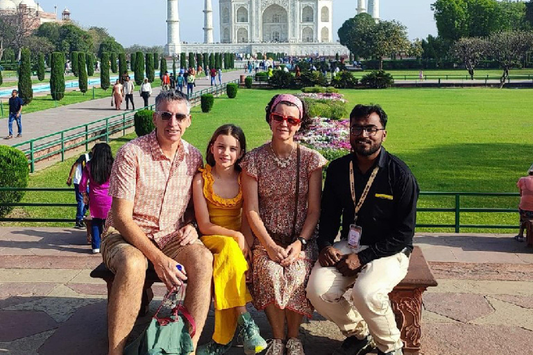 From Delhi: Taj Mahal, Agra Fort & Baby Taj Private Day Trip Only Tour Guide (No Car, Driver, Tickets, or Meals)