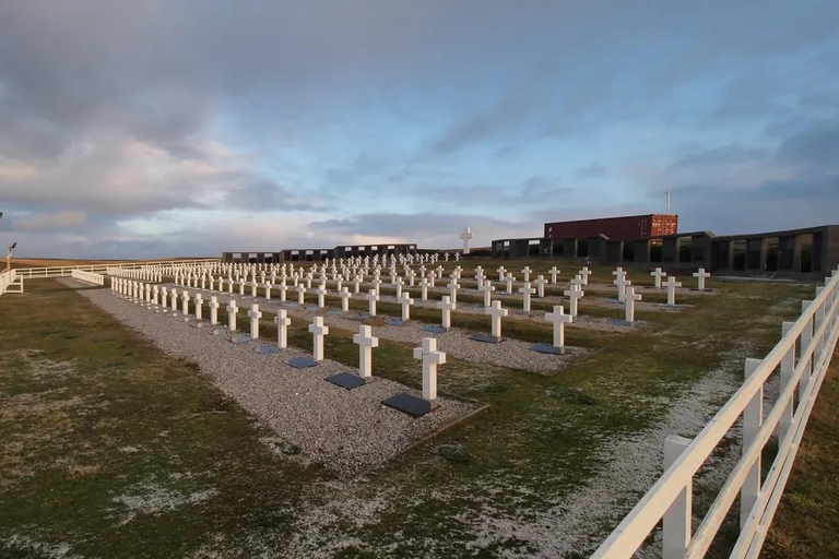 Falkland Islands: Argentine Cemetery & War History Tour