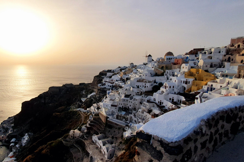 Cruise-Friendly Santorini Tour: Pyrgos, Oia & Fira Gems