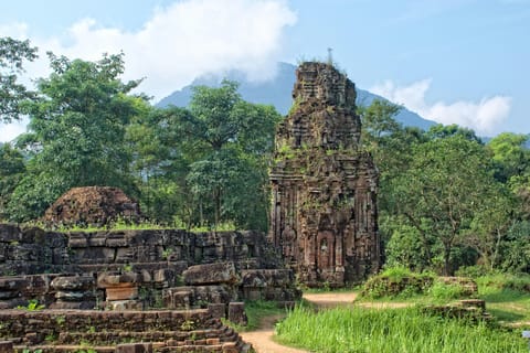 Da Nang: UNESCO Heritage to Golden Bridge Private Day Trip - Image 2