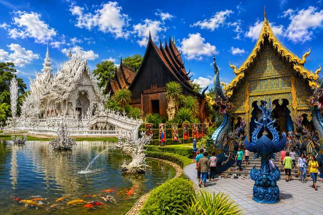 Chiang Rai: Golden Triangle & 7 Landmarks Guided Tour
