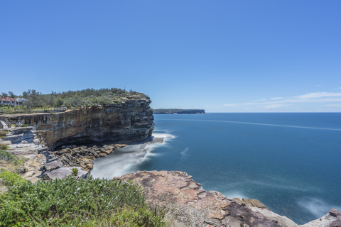 From Sydney: Full Day Tour of Golden Beaches and Ocean Vista