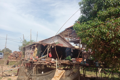 From Siem Reap: Floating Village, Lake, and Ox Cart Tour The Floating Village and Ox-cart Ride