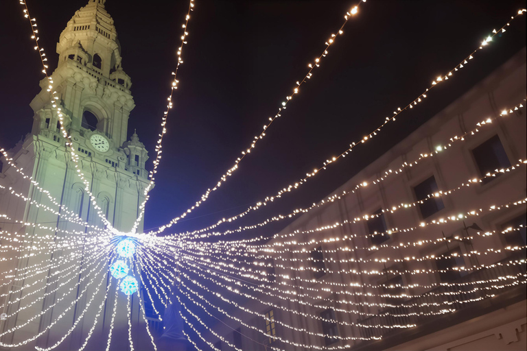 Natale a Santiago de Compostela: un viaggio tra luci e pietraNatale a Santiago: un tour tra luci e pietra