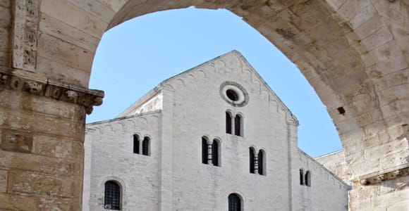 Bari: Basilica of Saint Nicholas Guided Tour