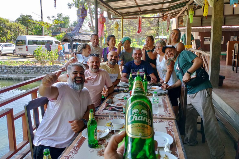 Chiang Rai: Popular Sightseeing Tour 7 places , Buffet Lunch Chiang Rai: Popular Sightseeing Tour 7 places ,Buffet Lunch