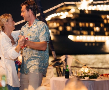 Bali Benoa: crociera romantica di 5 portate con musica dal vivo