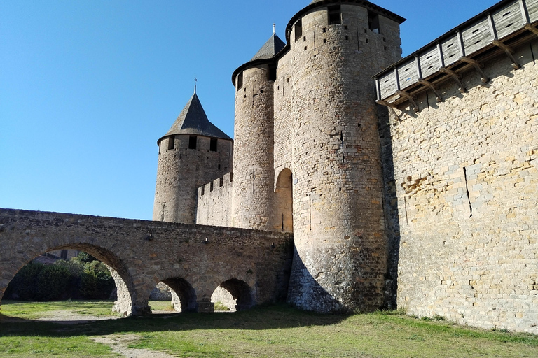 Carcassonne: Private Guided Tour with Castle Entry Ticket