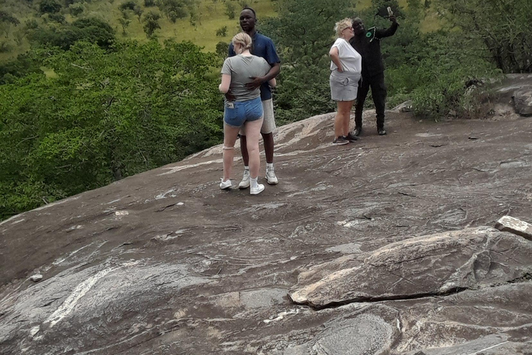 Réserve de ressources des collines de Shai + croisière en bateau sur le lac Volta + déjeuner