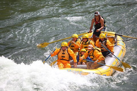 Jackson : excursion de 13 km en rafting en eaux vives à bord d'un petit bateauJackson: excursion de rafting en eau vive en petit bateau de 8 milles
