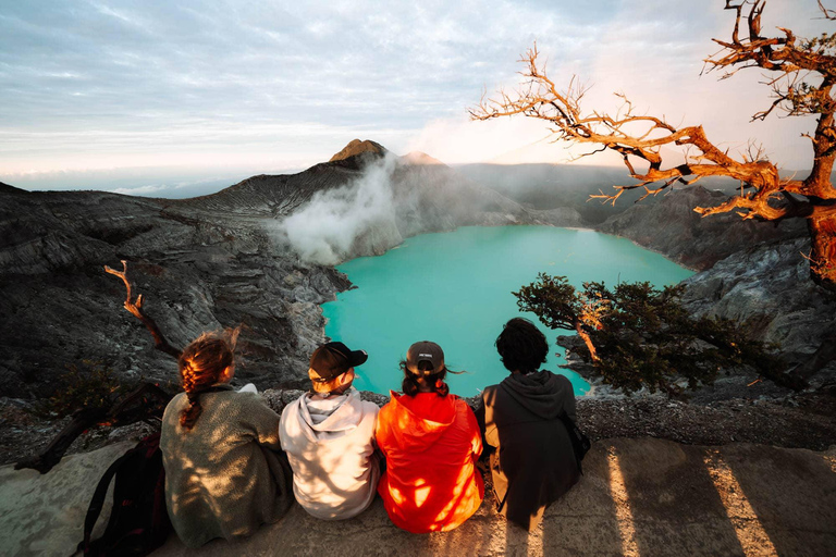 Ijen Crater: Blue Fire & Sunrise Tour from Java and Bali Start Banyuwangi