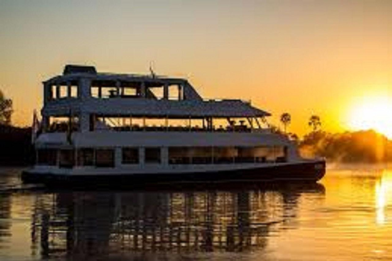 维多利亚瀑布：豪华游船和河岸三道菜晚餐