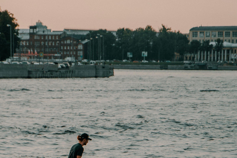 Riga: Electric Jet Surfing Experience in the River