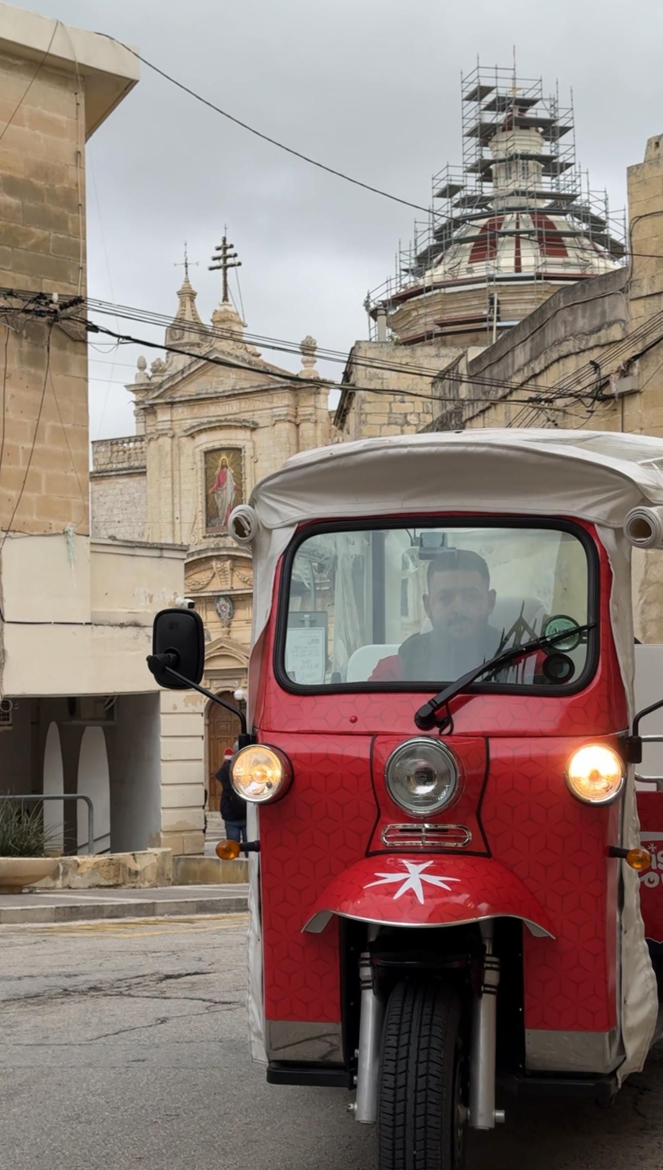 Malta: Tuk-Tuk-Halbtagestour mit Hotelabholung