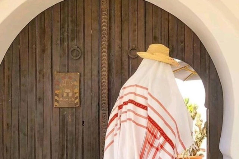 Djerba: Guellala Museum, Heritage, Photo Session, and Sunset Djerba: Discover Djerba's Traditions with a Photo Shoot