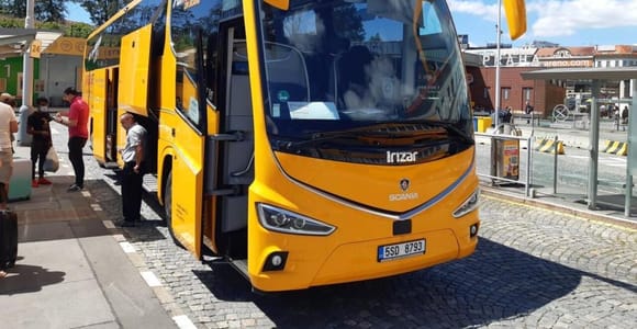 Prague: Easy Bus Travel to/from Karlovy Vary