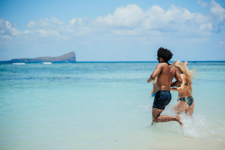Norte de Mauricio: Crucero en catamarán con almuerzo barbacoa