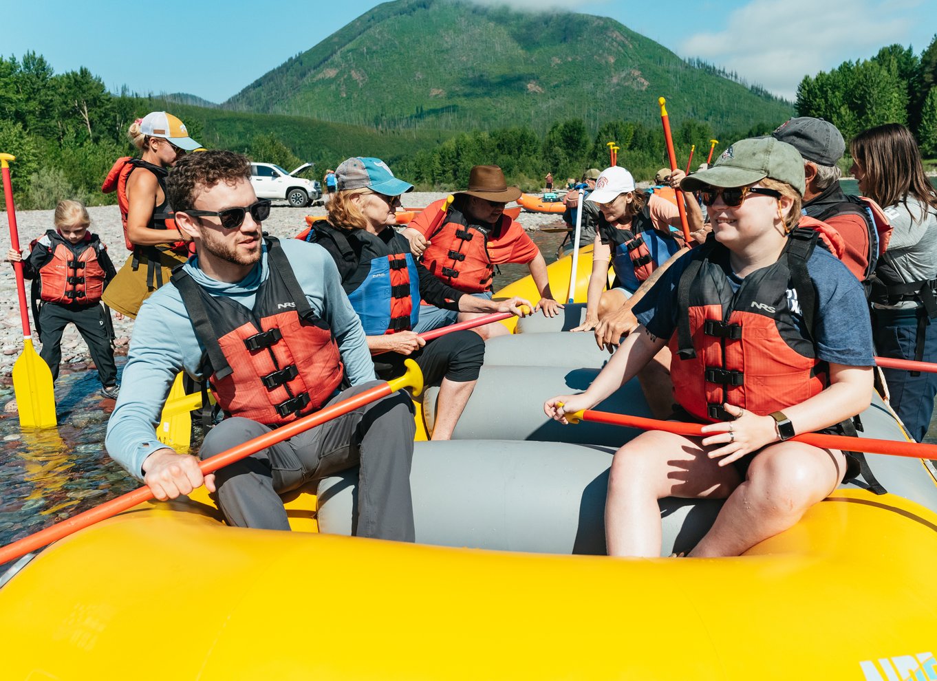 West Glacier: Naturskøn rafting i Glacier National Park