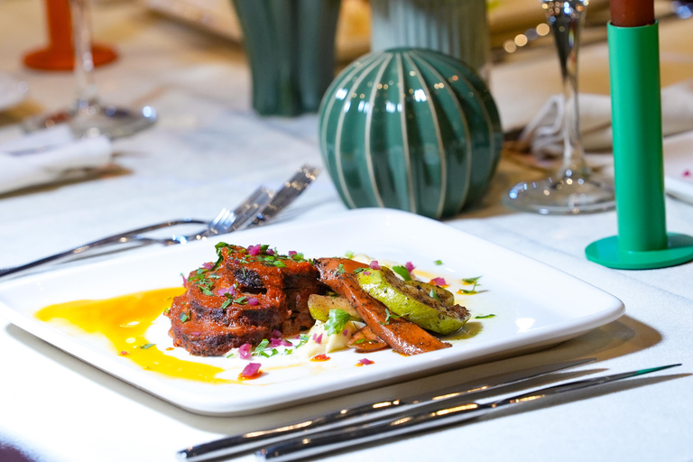 Istanbul: Bosphorus Dinner Cruise & Turkish Night & Pickup
