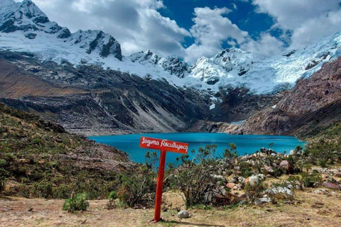 Huaraz: Rocotuyoc Lagoon - Laguna Helada | Hiking | Huaraz