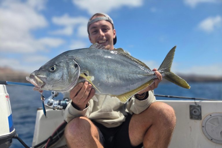 Lanzarote: Guided Shore Fishing Trip with Gear & Guide