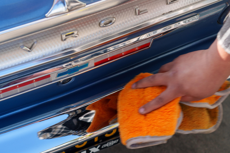 Los Angeles: Golden Route Tour in a Classic Lowrider