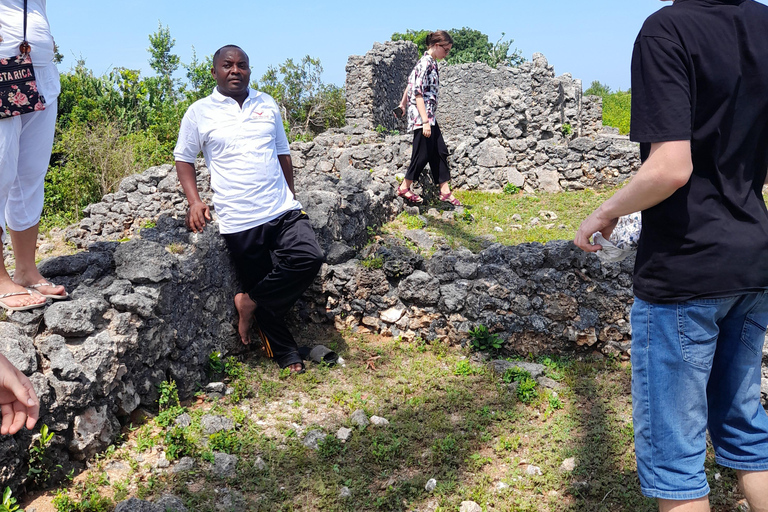 زنجبار: جولة ثقافية أصيلة في جزيرة تومباتو