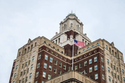 Philadelphia: Private City Walking Tour with a Local Guide 2-Hour Private City Walking Tour