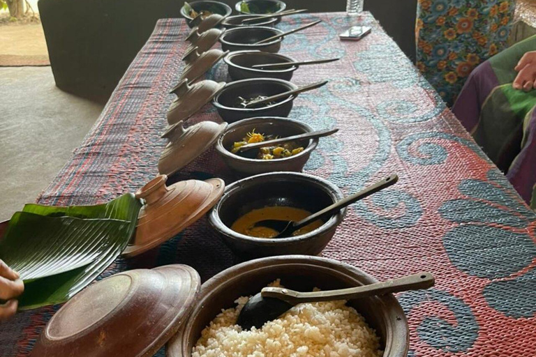 Kandy Leaf to Plate Food Journey by Tuk Tuk with Cooking