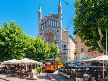 Mallorca: Island Tour with Boat, Tram & Train from the South