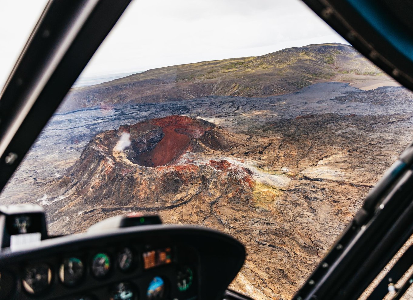 Fra Reykjavik: Helikoptertur i det nye vulkanske område