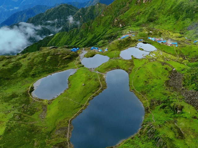 Panch Pokhari Trek in Nepal