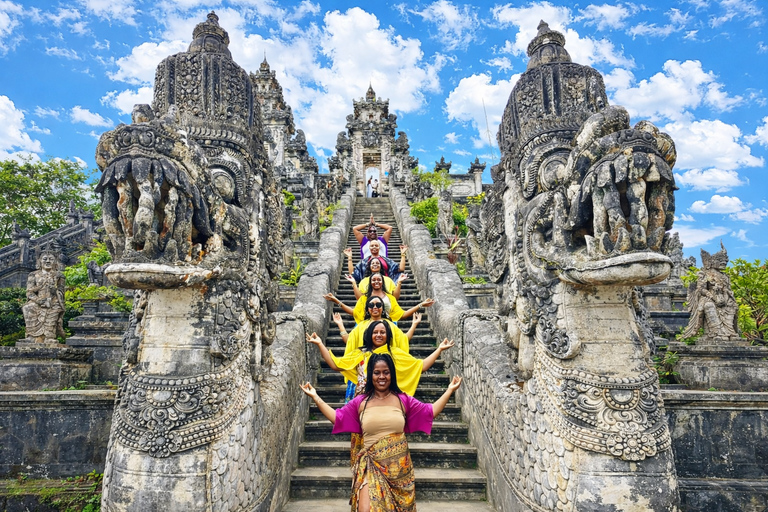 Bali: East Bali Highlights – Lempuyang & Virgin Beach