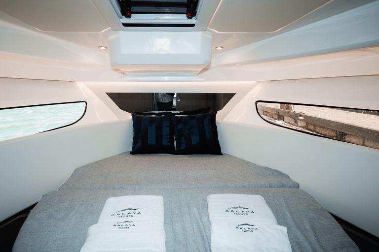 Jakarta: Private Yachtfahrt zu 5 Inseln mit Schnorcheln und AngelnJakarta: Tagestour mit Yacht zu 5 Inseln, Schnorcheln und Angeln