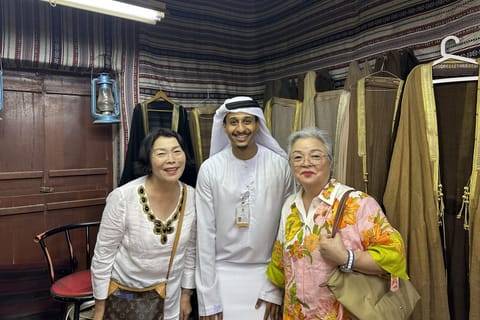 Abu Dhabi Downtown Walking tour with local Emirati
