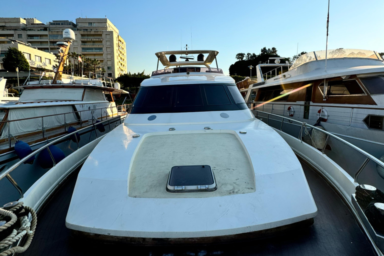 Lebanon: Boat and Yacht Rental with Optional Skipper 3-Hours on the "La casa" Boat (for up to 10 People)