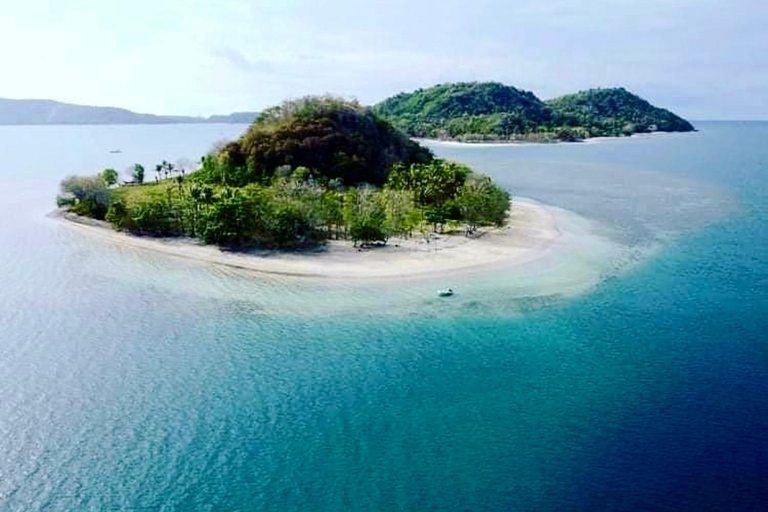 Explora las islas ocultas de Lombok: Gili Asahan, Gede, Goleng y Layar.Salida desde: Kuta Lombok, Selong Belanak, aeropuerto de Lombok
