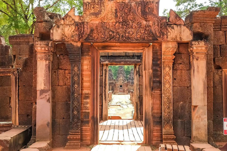 Siem Reap: 2-Day Private Angkor Wat Tuk-Tuk Tour in Spanish Spanish Driver: 2-Day Private Angkor Temples & Banteay Srei