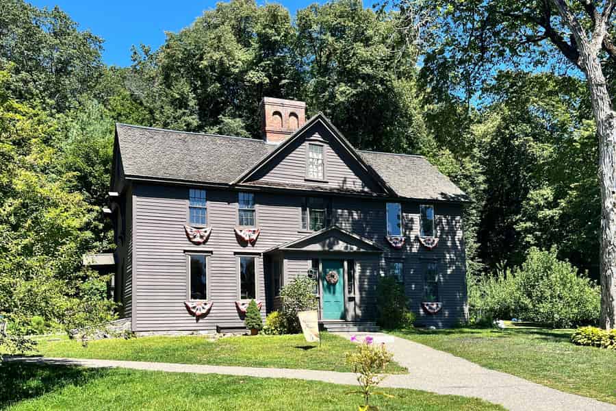 Von Boston: Tour durch das Orchard House von Louisa May Alcott. Foto: GetYourGuide